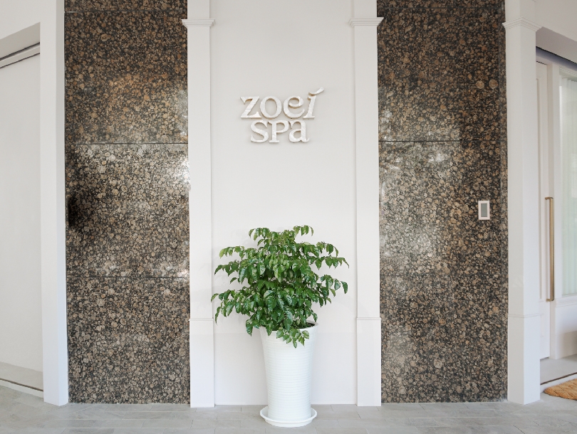 純白色店面位台中西屯區。照片來源：ZOEI SPA