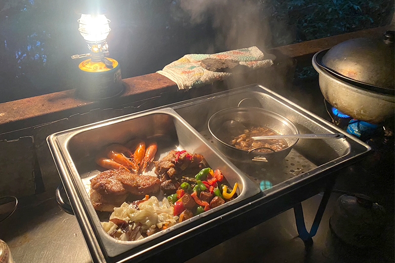 為晚歸的山友保留餐點，圖片由登高工作室北大武檜谷廚房提供