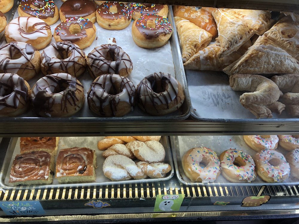 Santos Bakery in Yonkers | Santos Bakery 171 Willow St, Yonkers, NY