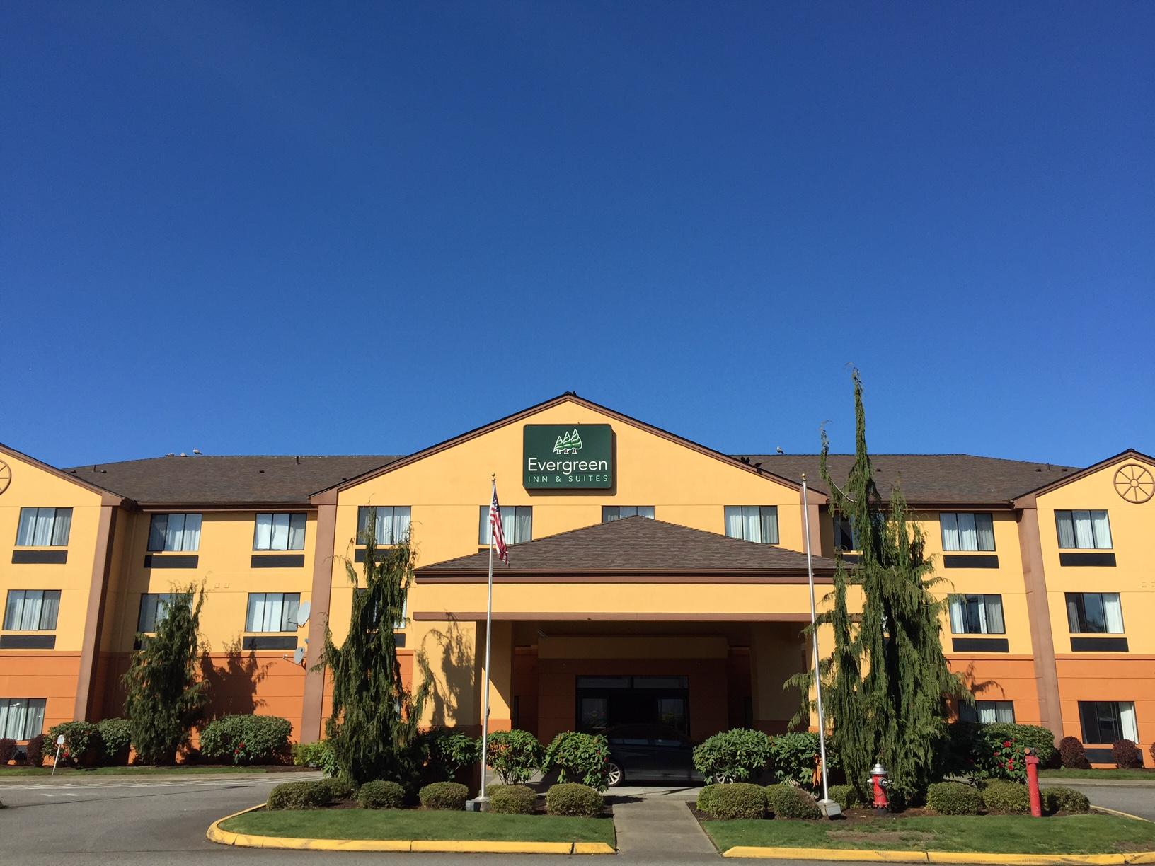 Evergreen Inn and Suites in Monroe | Evergreen Inn and Suites 19103 US