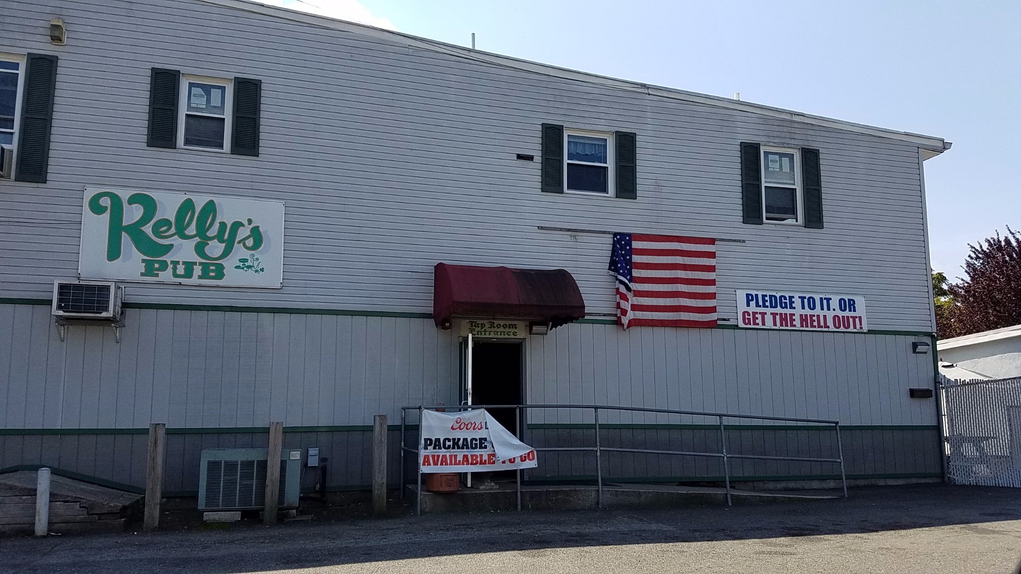 Kelly's Pub in Carteret Kelly's Pub 247 Washington Ave, Carteret, NJ