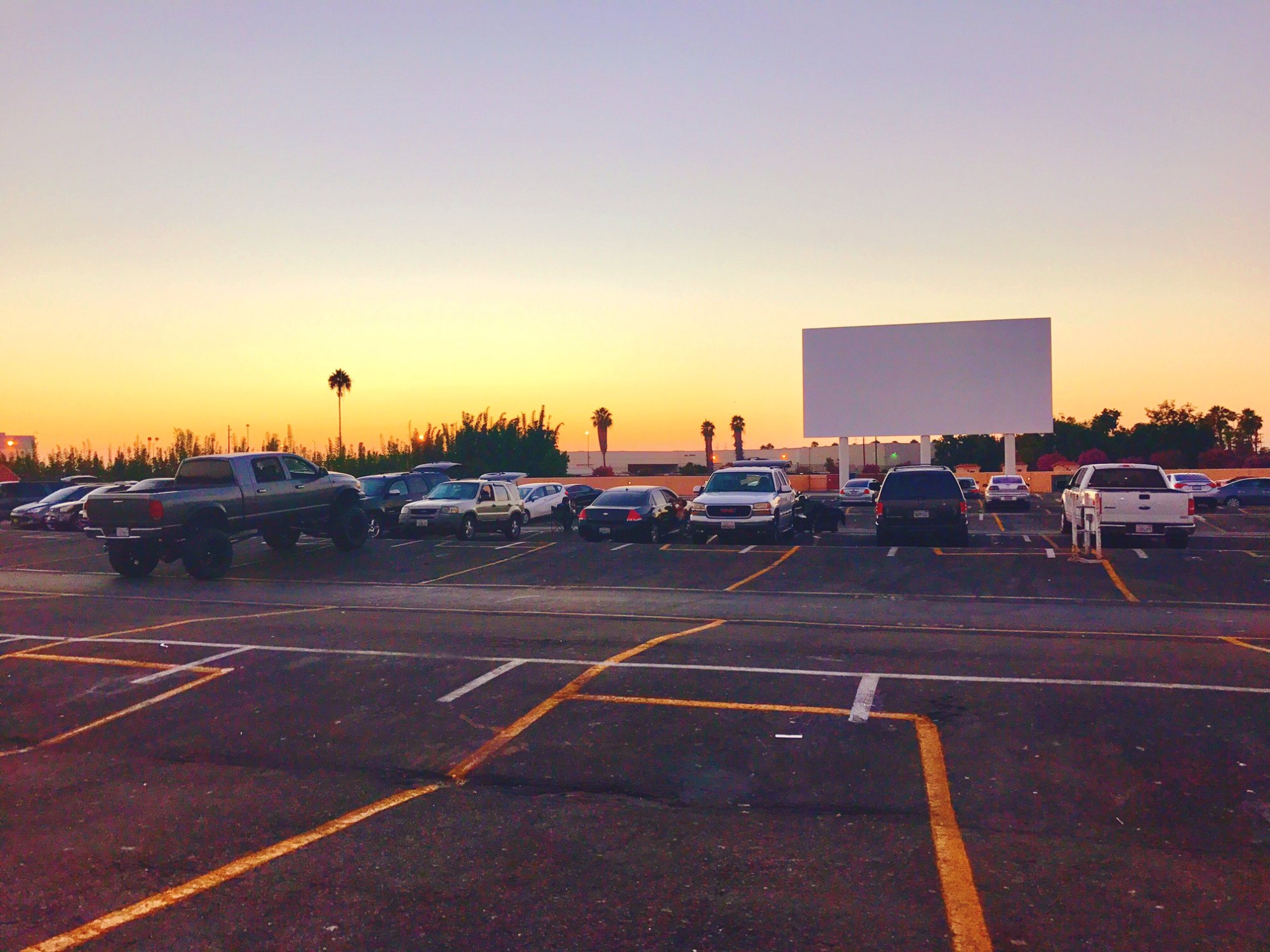 paramount drive in