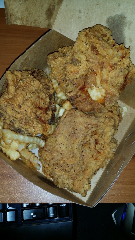 Fast Eddies Fried Chicken in Alton | Fast Eddies Fried Chicken 701 ...