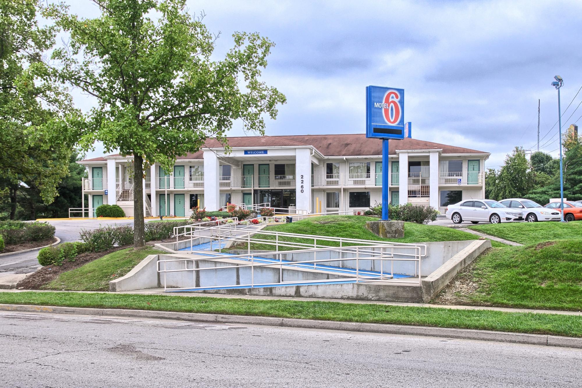 Motel 6 Lexington East in Lexington | Motel 6 Lexington East 2260