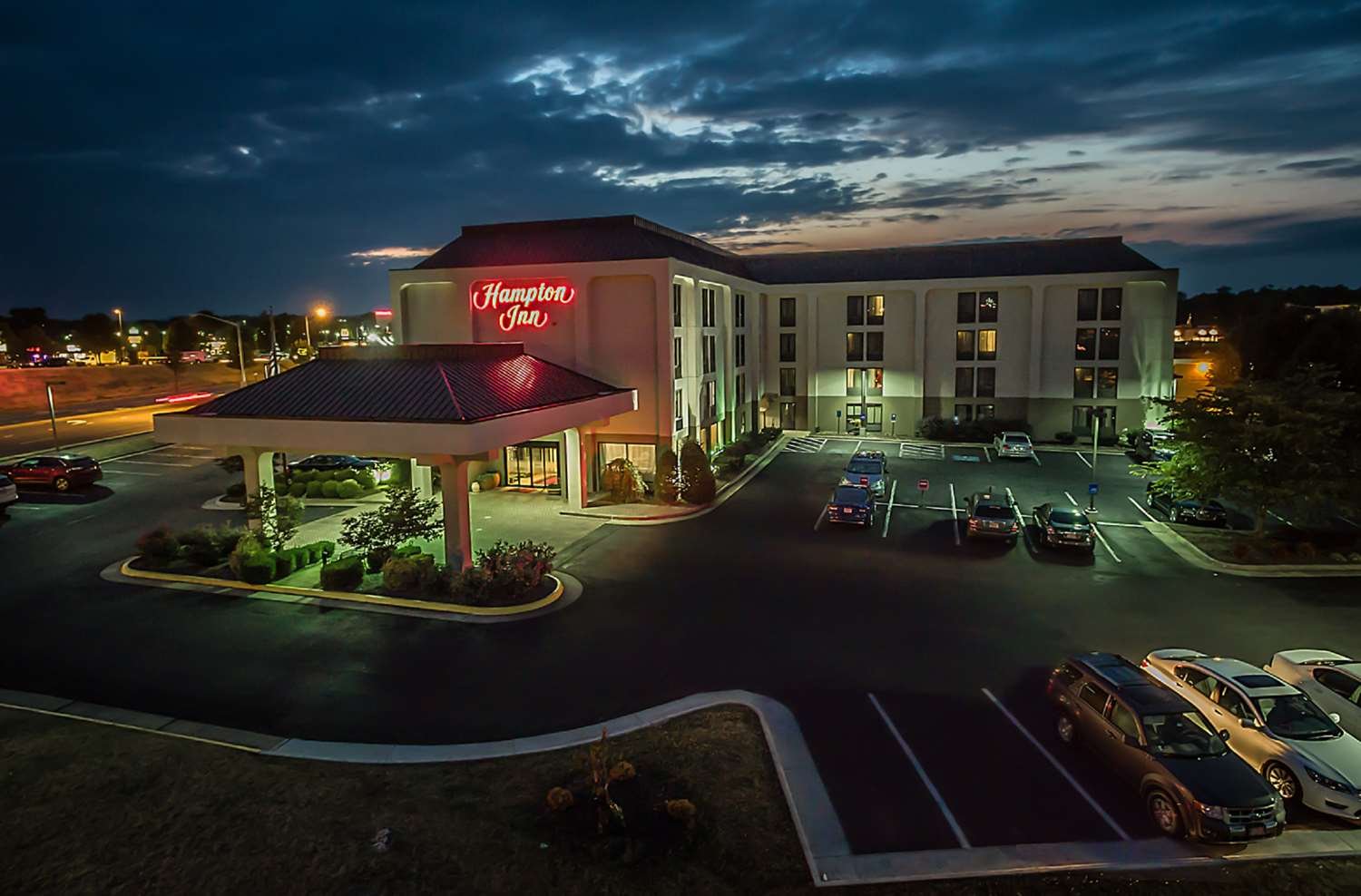 Hampton inn winchester-university/mall area