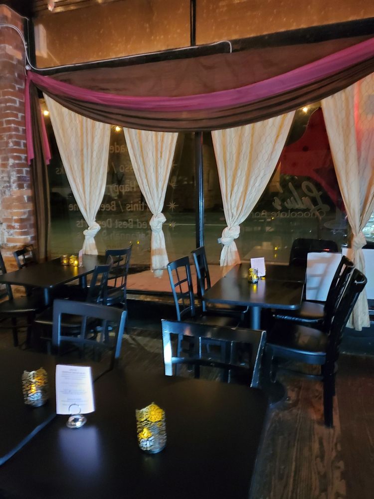 Lulu's Chocolate Bar in Savannah Lulu's Chocolate Bar 42 ML King Jr