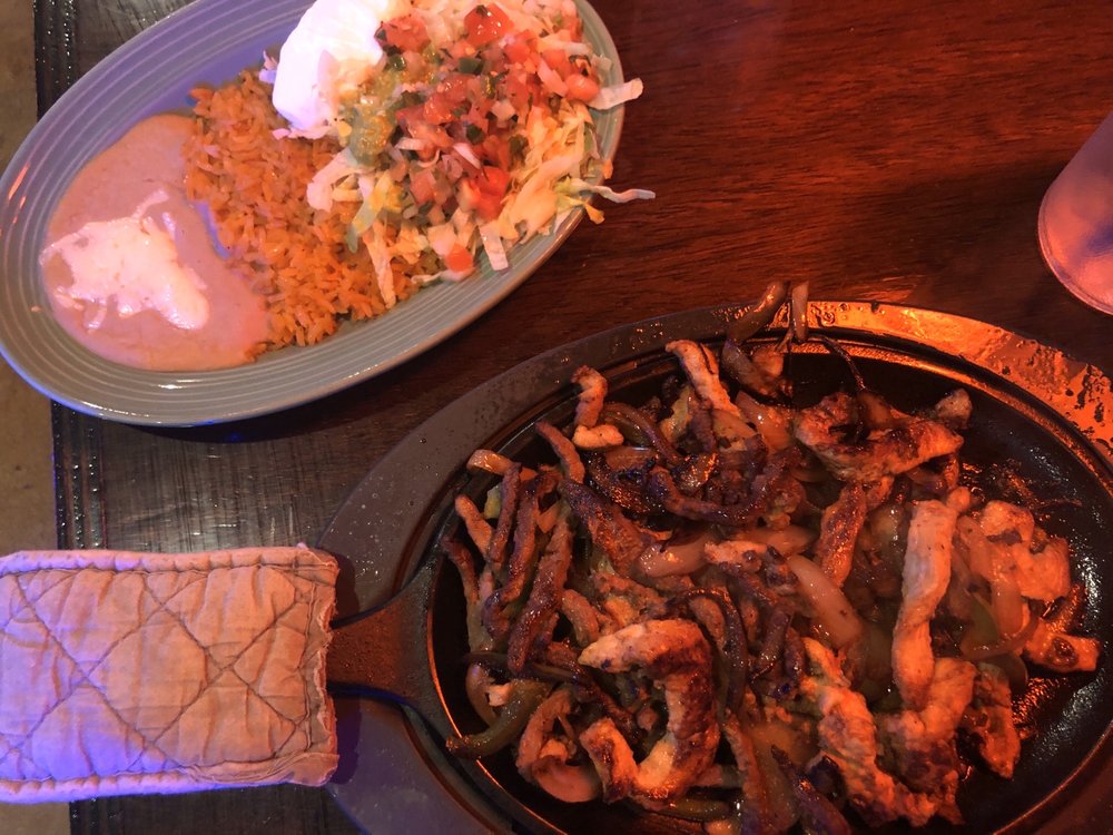 Frida’s Mexican Bar & Grill in Thomasville Frida’s Mexican Bar & Grill 118 N Broad St