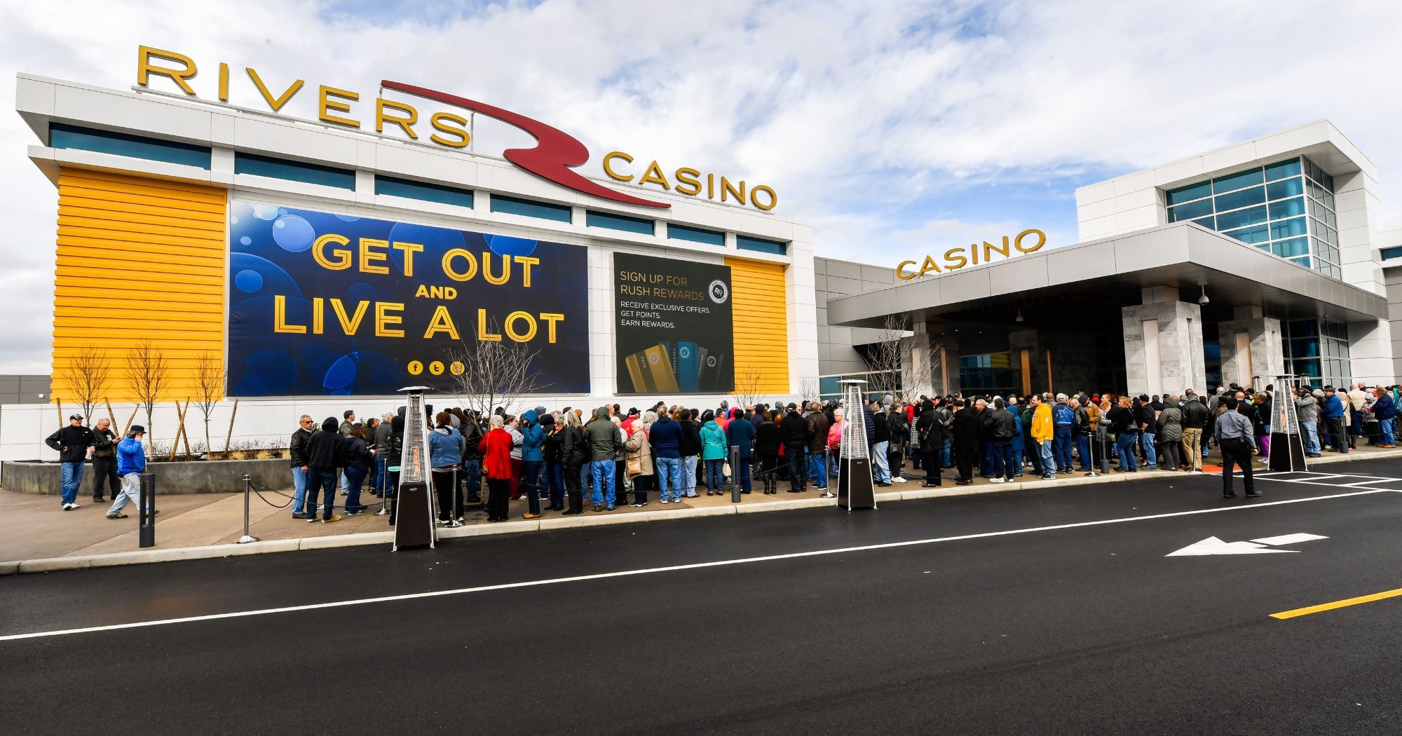 rivers casino schenectady high hand