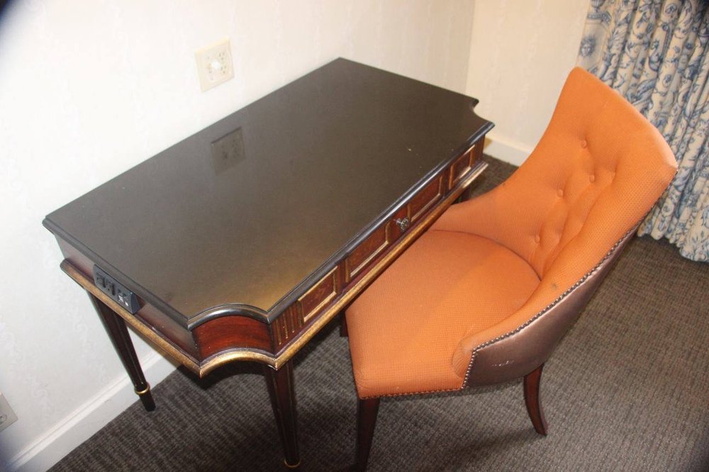 Hotel Furniture Liquidators in New Orleans Hotel Furniture