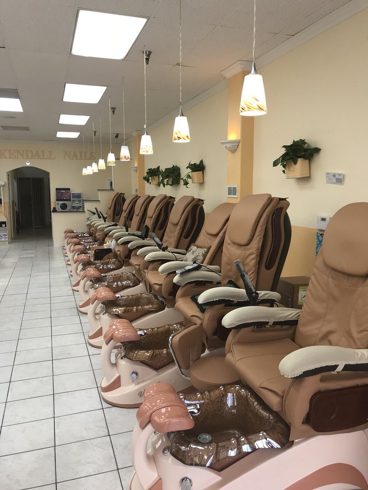 nail salon near parx casino