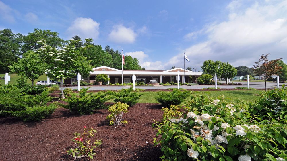 Blue Ridge Funeral Home & Blue Ridge Memorial Gardens in ...