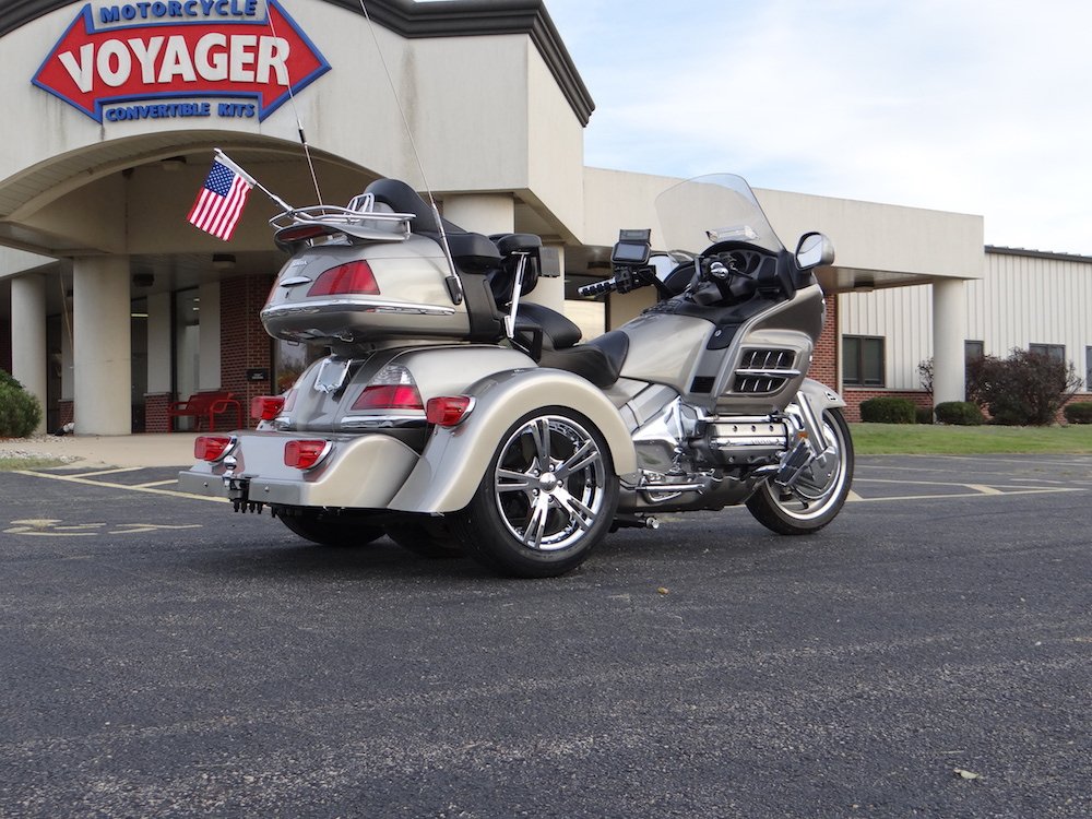 voyager trike kit by motorcycle tour conversions inc. ottawa