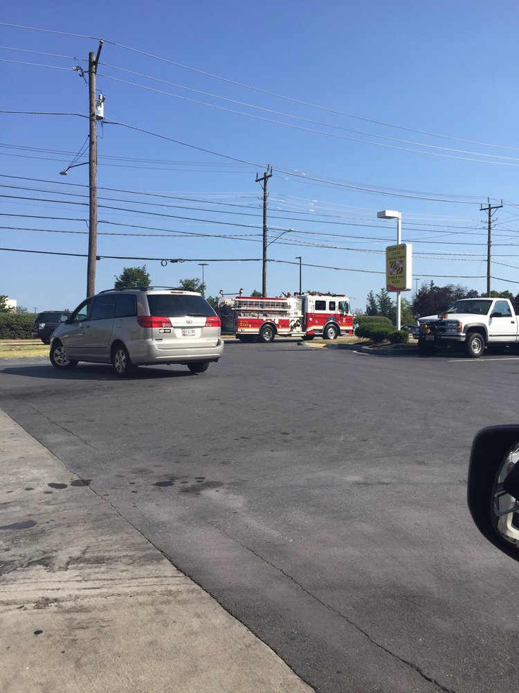 shell station near me open now