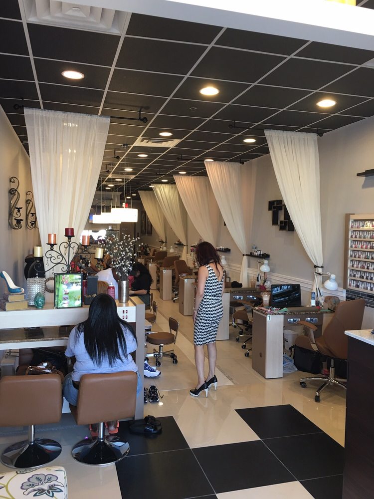 harmony nails near st.petersburg fl