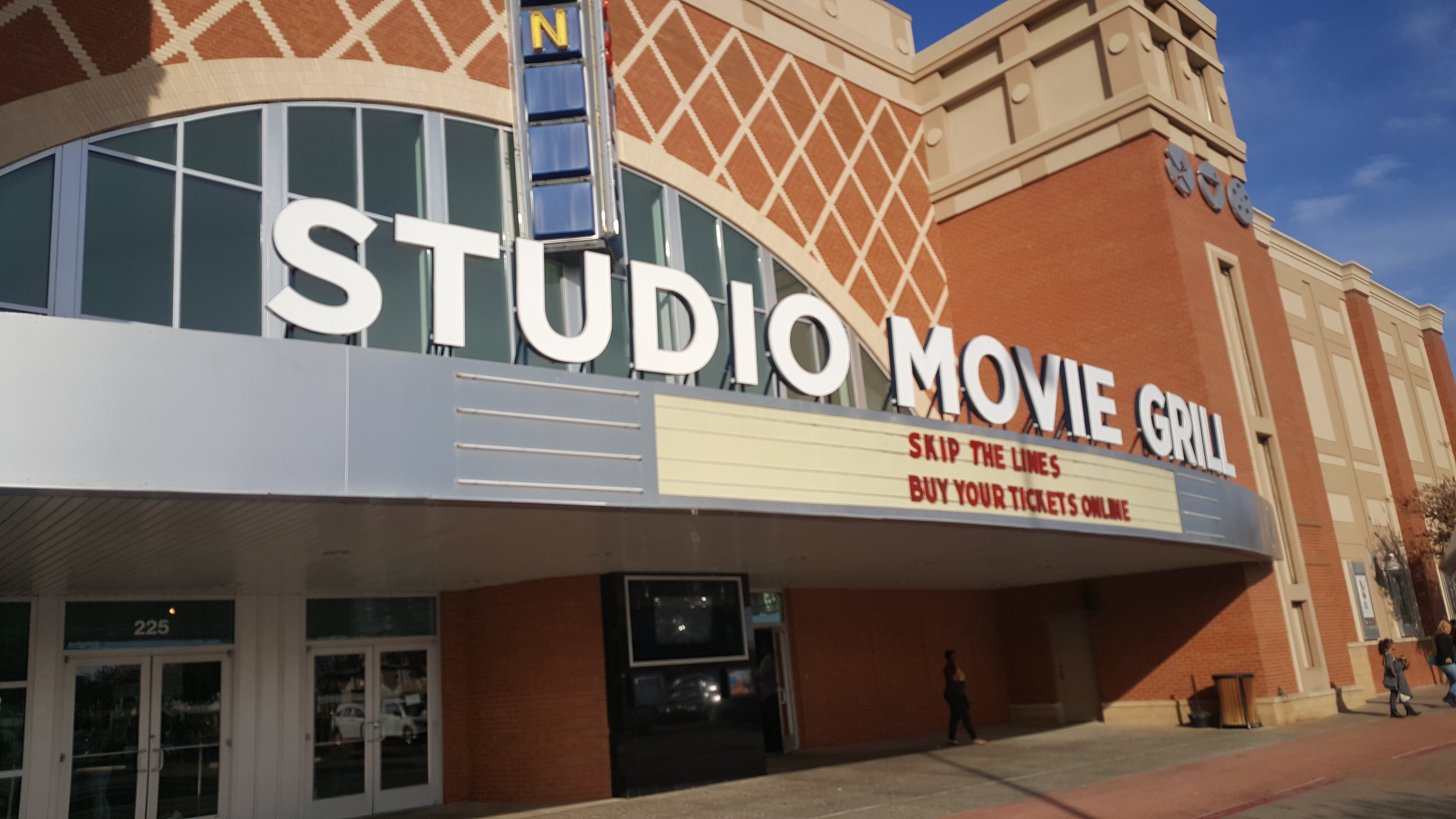 movie studio grill tickets