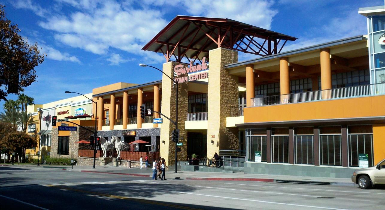 Burbank Town Center in Burbank  Burbank Town Center 201 E Magnolia