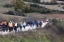 Vista de la XII marcha a pie a los yacimientos de Atapuerca para conmemorar el XIV aniversario de la declaración del complejo como Patrimonio de la Humanidad por la Unesco. EFE