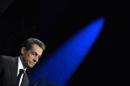 Mariage homosexuel: Sarkozy critiqué à gauche comme à droite après son revirement