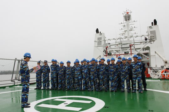  Các chiến sĩ Cảnh sát biển Việt Nam sẵn sàng làm nhiệm vụ