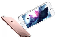 匯流新聞網記者/李彥瑾綜合報導 蘋果（Apple）今年即將推出新款手機iPhone 8，市場預期將使用最新的OLED螢幕技術，料會引發風潮。據韓媒引述消息人士透露，韓國三星（Samsung）將是新一代iPhone的OLED面板獨家供應商，雙方合作確已敲定，總供貨規模追加6000萬片，合約總價值計5兆韓元（約台幣1353億元）。 據韓國《每日經濟新聞》引述業界…