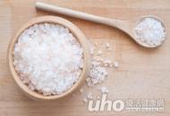 研究：減少鹽份攝取　竟可降低3成頭痛率