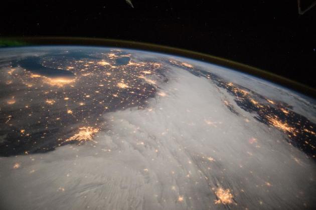 Imagen de Estados Unidos obtenida por la NASA desde la Estación Espacial Internacional, el 10 de diciembre de 2014