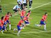 Les joueurs chiliens explosent de joie après avoir remporté la Copa America face à l'Argentine, le 4 juillet 2015 à Santiago