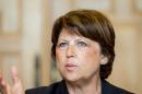 VIDEO. Promis, Martine Aubry n'est ni &quot;une frondeuse&quot; ni &quot;un recours&quot;