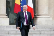 Le ministre des Finances Michel Sapin à la sortie de l'Elysée le 24 mars 2016 à Paris