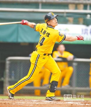 王勝偉昨日單場5支4，並帶有3分打點,幫助中信擊退桃猿，也拿下單場MVP。（本報資料照片）