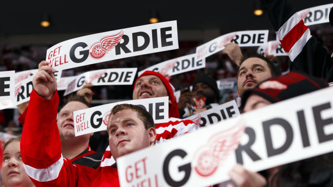 Red Wings open fire early in 5-2 win over Kings on Halloween 20141031_ajw_aa1_069