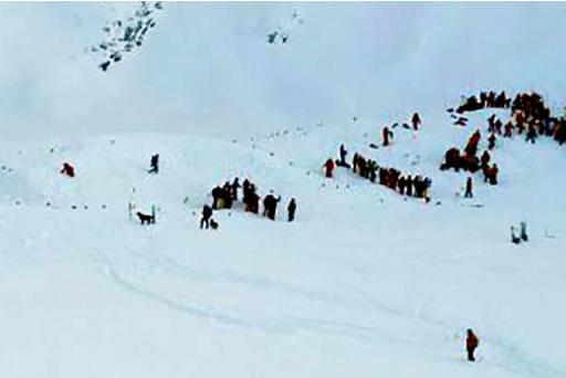 Une avalanche en Isère fait 3 morts dont deux lycéens