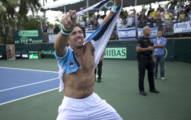 Carlos Berlocq puso el 3-2 final ante Israel