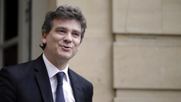 Montebourg fait ses adieux à la vie politique (mais adresse une pique à Hollande)