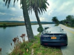 2013 Tesla Model S in Florida, during New York to Florida road trip [photo: David Noland]