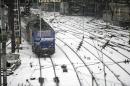 Alpes: un train bloqué par la neige pendant six heures