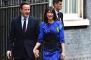 Cameron lascia Downing Street per andare dalla   Regina-VIDEO