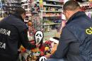 Halloween, sequestrati a Cosenza 3 milioni di   articoli