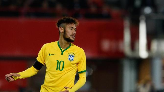 Neymar, autor de 42 gols em 59 jogos pela seleção brasileira, em ação no dia 23 de novembro, em Viena