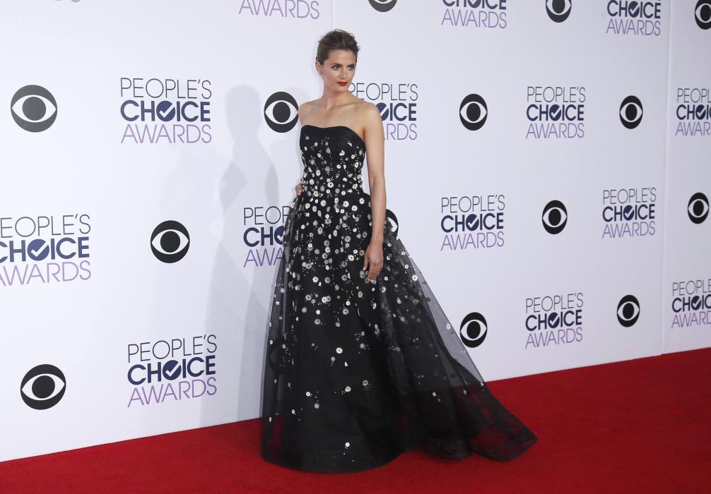 Actress Stana Katic from the ABC drama "Castle" arrives at the 2015 People's Choice Awards in Los Angeles