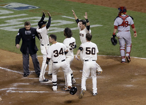 Ishikawa 3-run homer sends Giants to World Series