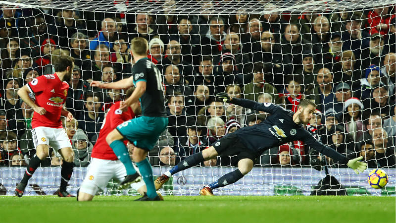 Manchester United 0 Southampton 0: Slim title hopes fading fast for Mourinho