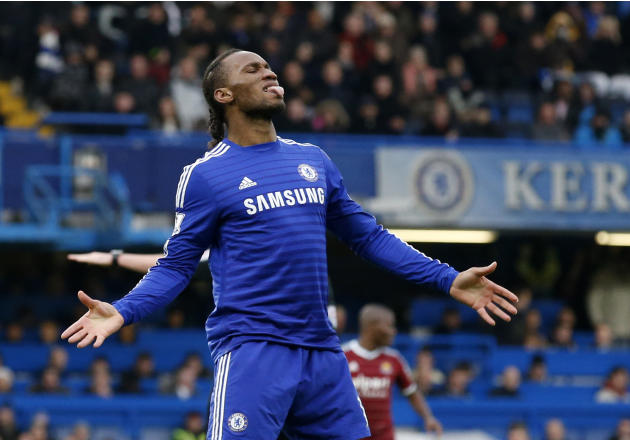 Didier Drogba - "El Elefante", "El Negro de Ébano", "The African King" - Delantero del Chelsea FC.A pesar de sus 36 años, el futbolista marfileño, capitán y goleador de la Selección de Costa de Marfil