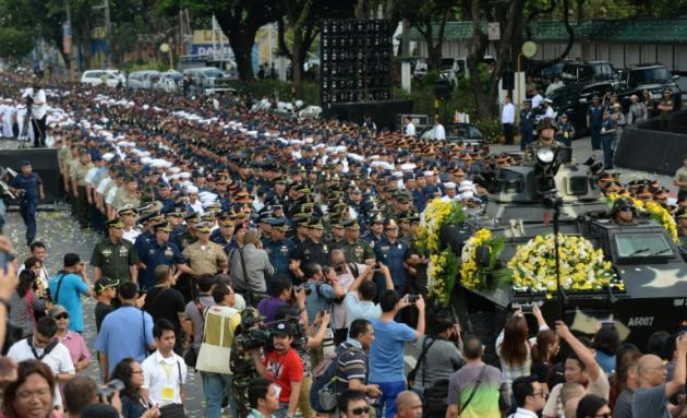 Philippines: le président Aquino met en garde contre le fils du dictateur Marcos