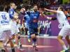 Le Français Nikola Karabatic face à l'Islande lors du Mondial de handball, le 20 janvier 2015 à Doha