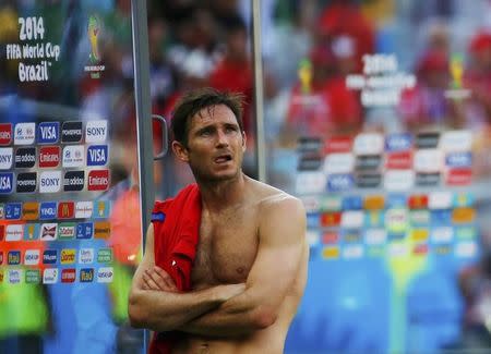England's Lampard reacts after their 2014 World Cup Group D soccer match against Costa Rica at the Mineirao stadium in Belo Horizonte