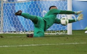 Goleiro Weverton defende cobranÃ§a de pÃªnalti na final da OlimpÃ­ada