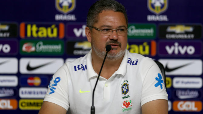 Feliz por jogar no MaracanÃ£, Micale 'esconde' time que vai enfrentar Honduras