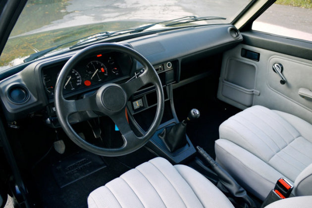 talbot-sunbeam-lotus-interior