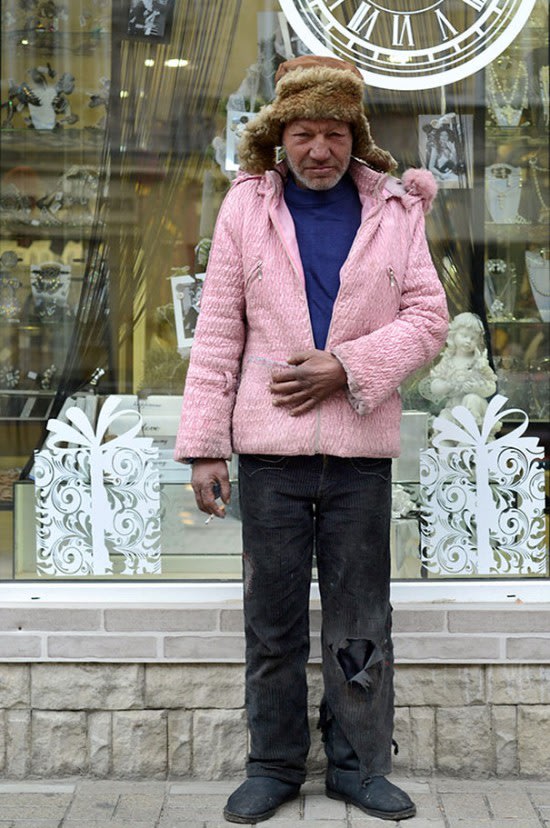 Slavik-fashionable-homeless8